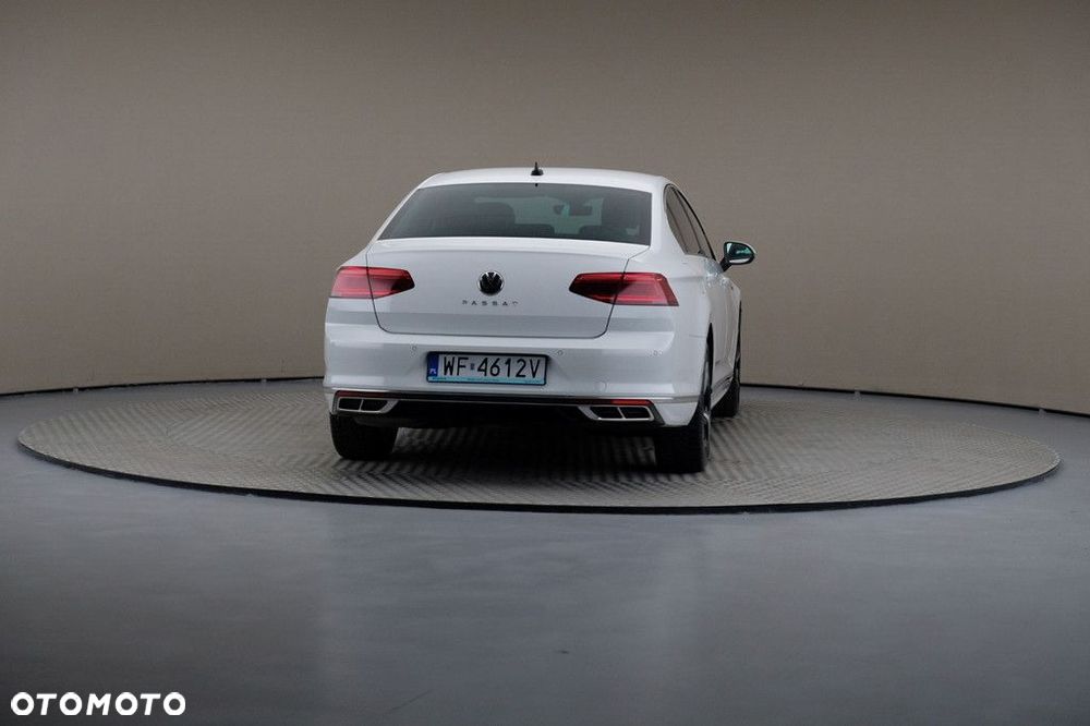 Volkswagen Passat 1.5 TSI EVO Elegance DSG - 5