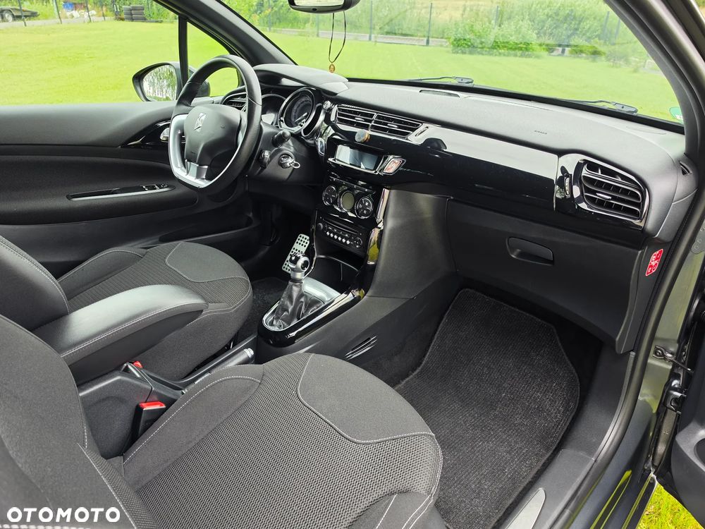 Citroën DS3 VTi 120 SoChic - 25