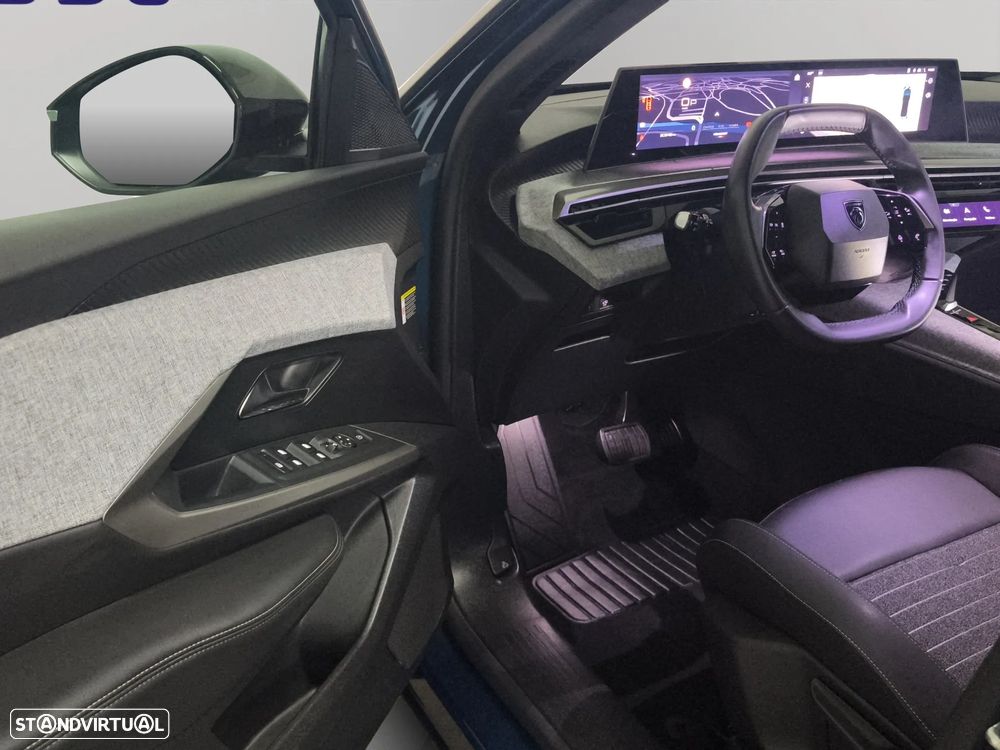 Peugeot 3008 Hybrid 145 e-DSC6 Allure - 22