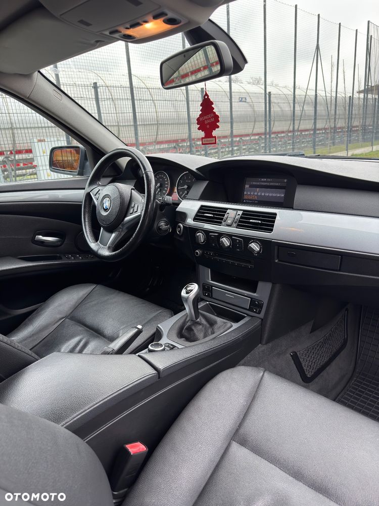 BMW Seria 5 - 22