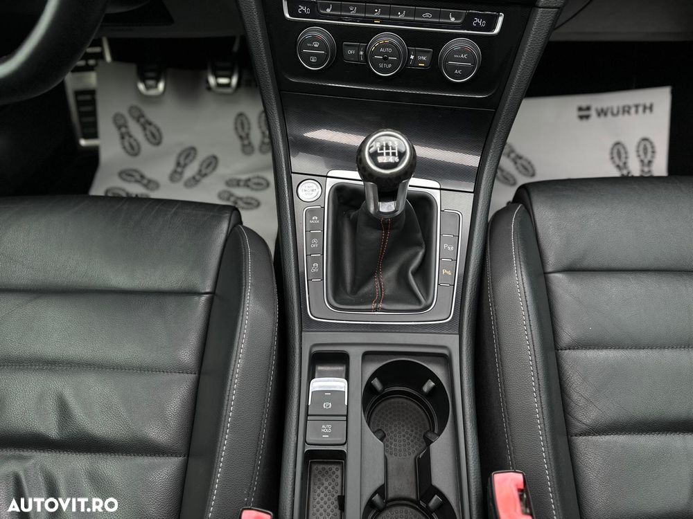 Volkswagen Golf GTD BlueMotion Technology - 11