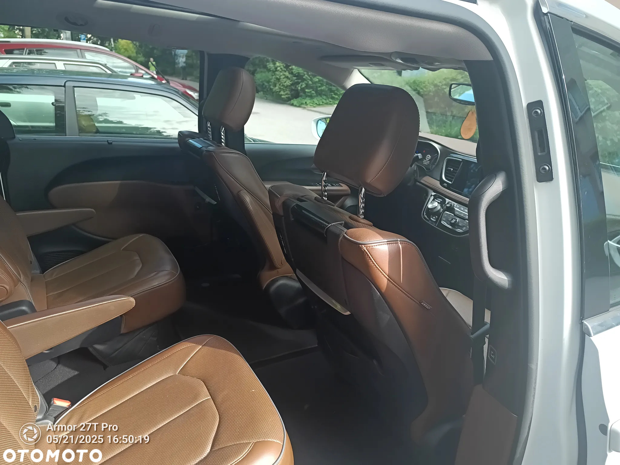 Chrysler Pacifica - 17