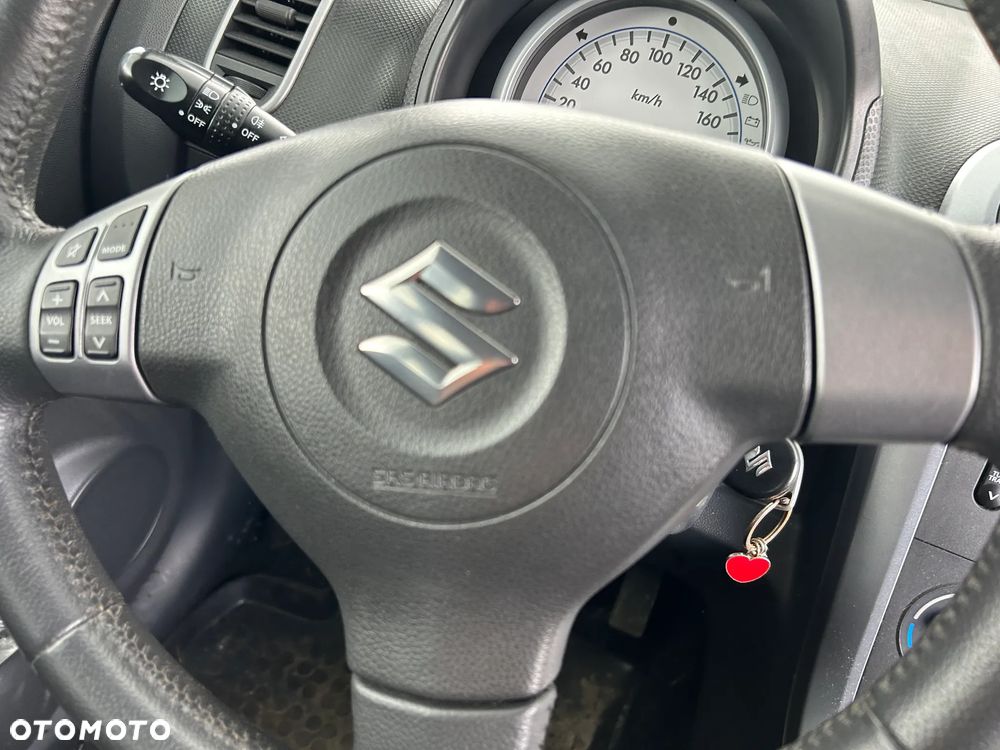 PULPIT DESKA ROZDZIELCZA KOMPLET PODUSKA PASY SUZUKI SPLASH - 4