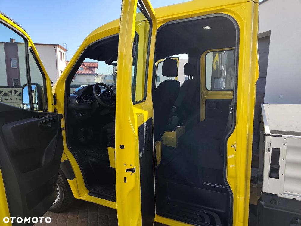 Mercedes-Benz SPRINTER 317 CDI 170KM MAXI LONG DOKA 6OSOBOWA SKRZYNIA KAMERA KLIMATRONIC NAVI COMMAND INTERNET HAK 3500 KG TEMPOMAT cały w oryginale Fotele KOMFORTY podgrzewane - 16