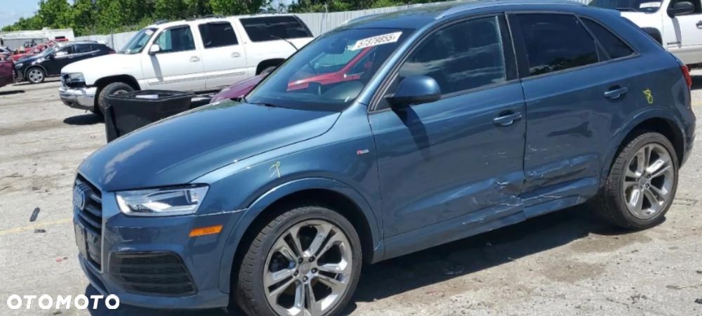 Audi Q3 - 6