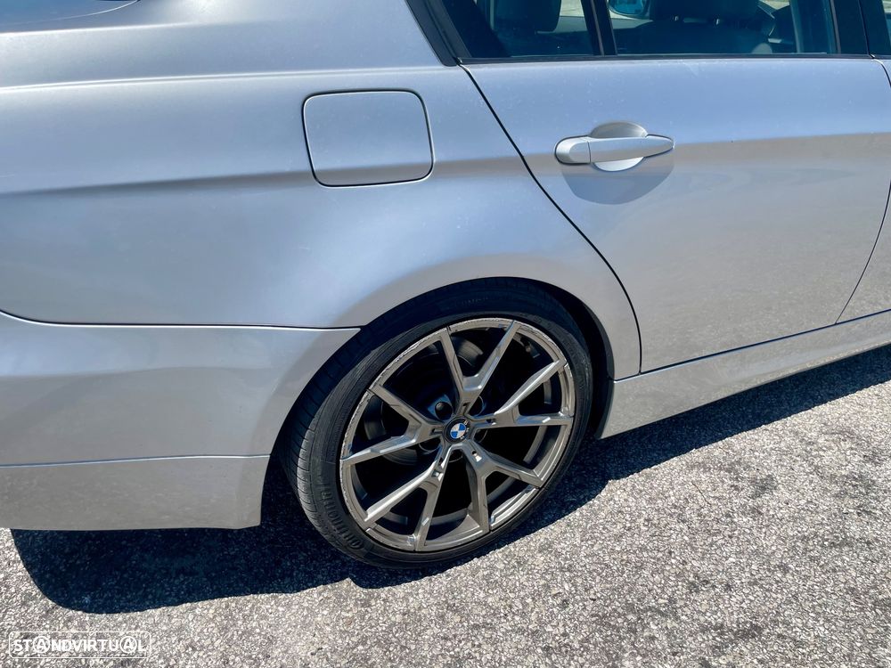 BMW 320 - 6