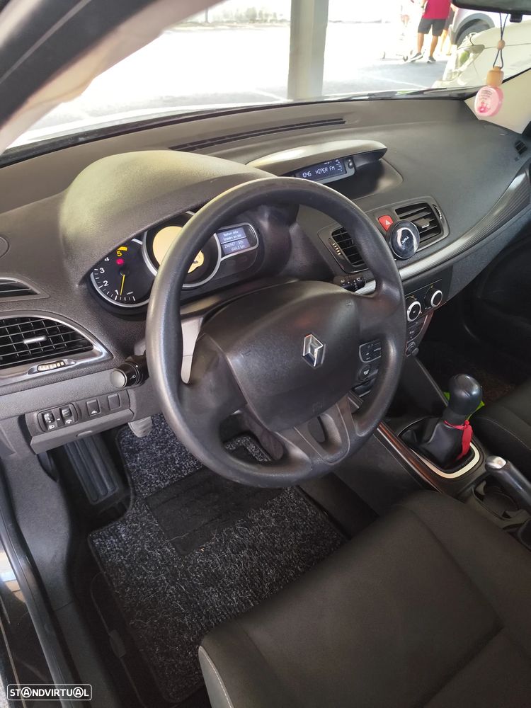 Renault Mégane 1.5 dCi Confort - 14