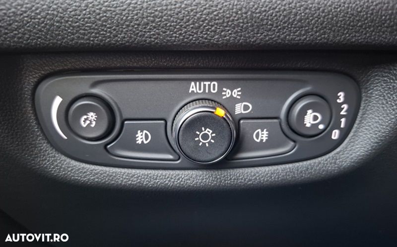 Opel Insignia 1.5 Automatik Business Edition - 36