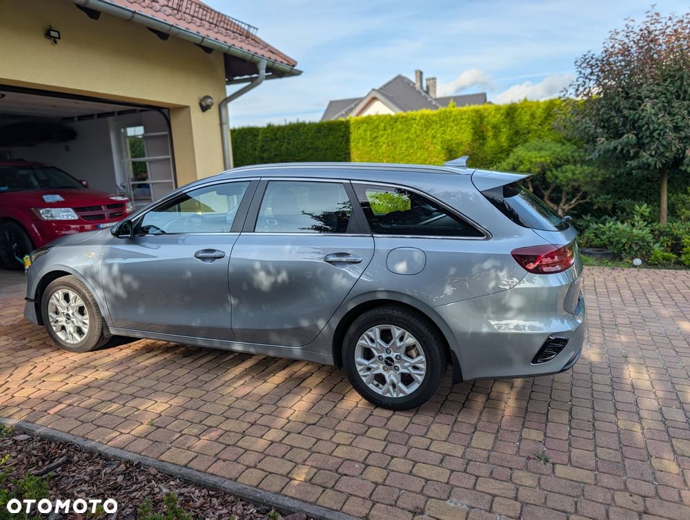 Kia Ceed 1.5 T-GDI Business Line - 17
