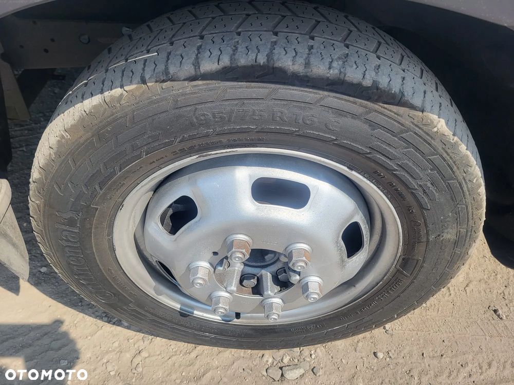 Iveco Daily 35C13 2015r IZOTERMA CHŁODNIA 230V MROŹNIA AGREGAT Bliźniaki - 9