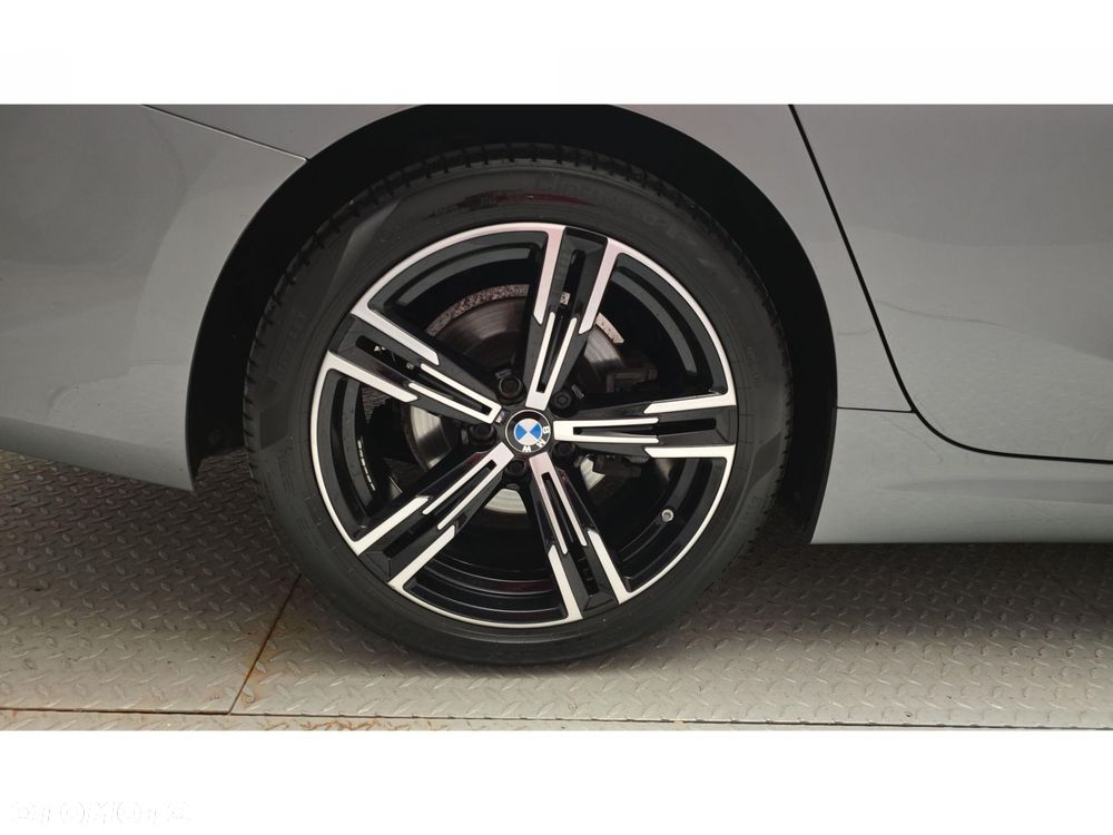 BMW Seria 3 320d xDrive mHEV M Sport - 25
