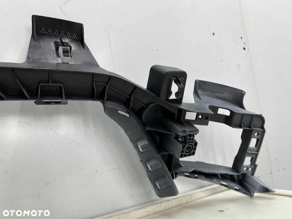 Ślizg Audi A3 8v 13-20r. 5Drzwi HB tylny środkowy GÓRNY wspornik progu zderzaka wzmocnienie - 10