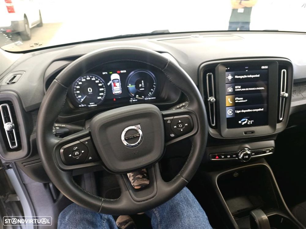 Volvo XC 40 1.5 T4 PHEV Essential - 8