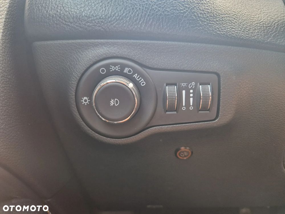 Jeep Compass - 16