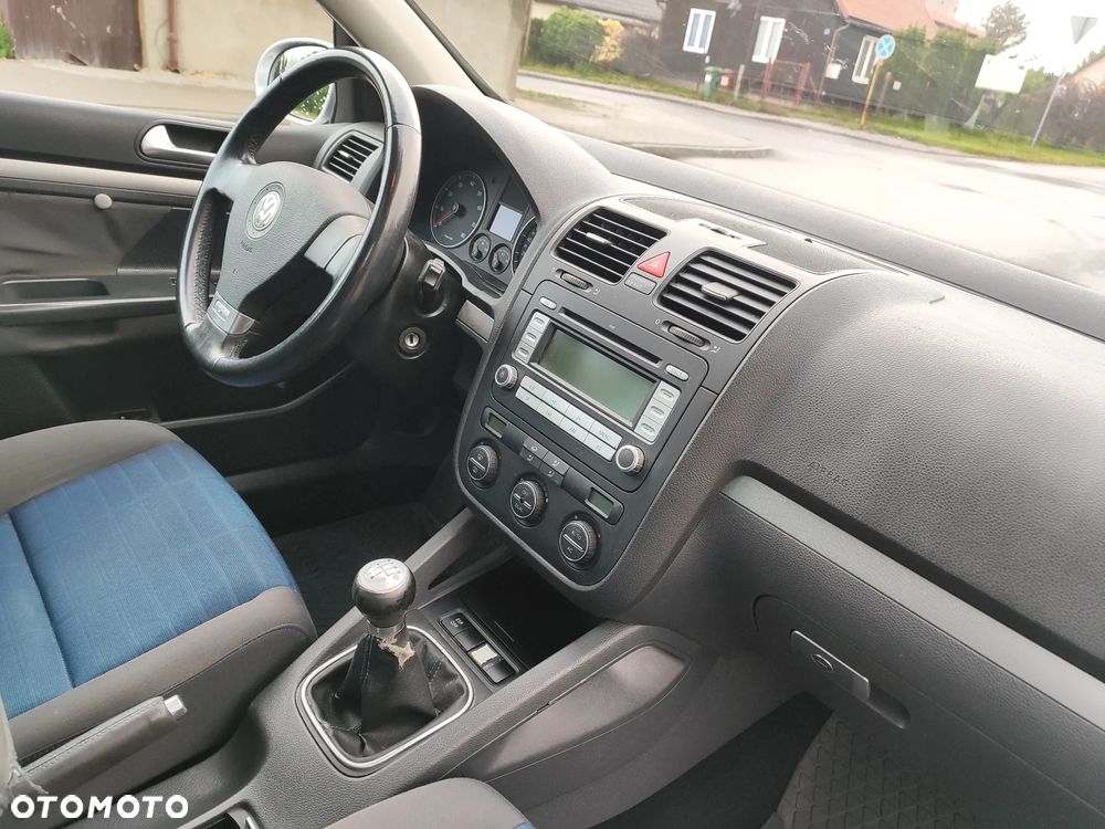 Volkswagen Golf 1.6 Tour Edition - 19