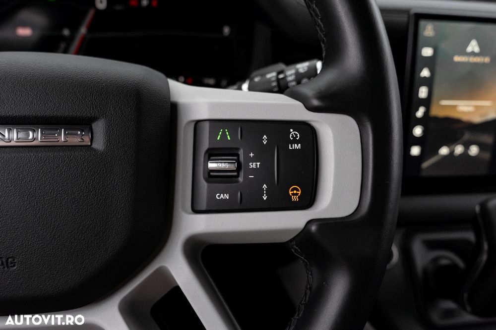 Land Rover Defender 130 3.0 P400 MHEV X-Dynamic HSE - 35