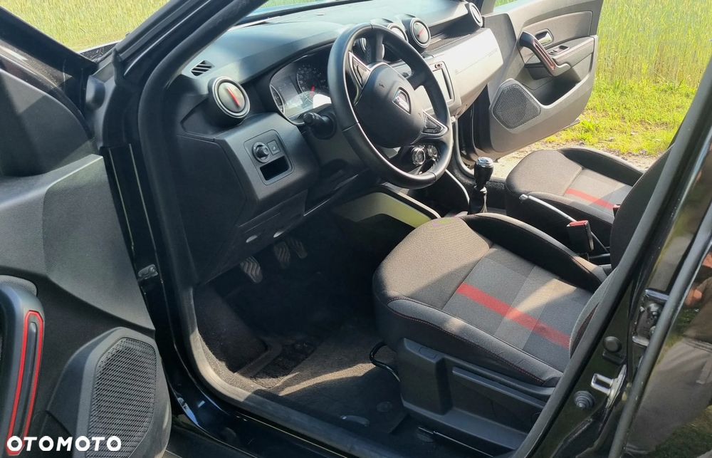 Dacia Duster 1.5 Blue dCi Prestige - 27