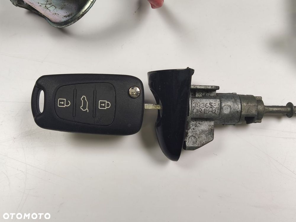 HYUNDAI IX35 2.0i 10-15r Stacyjka Kluczy Komputer Silnika Zestaw Startowy - 2