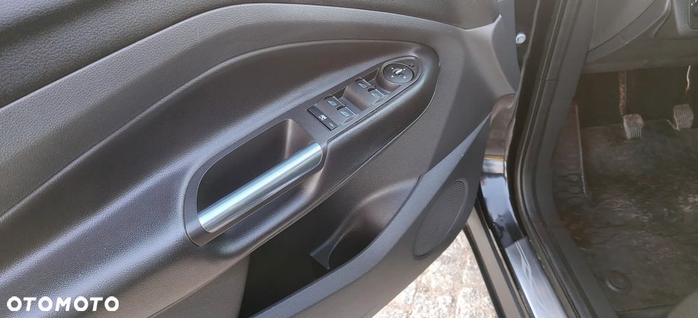 Ford Kuga 2.0 TDCi 4x4 Titanium - 13