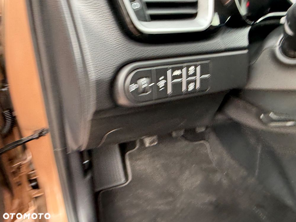 Kia Ceed 1.5 T-GDI Business Line Plus - 16