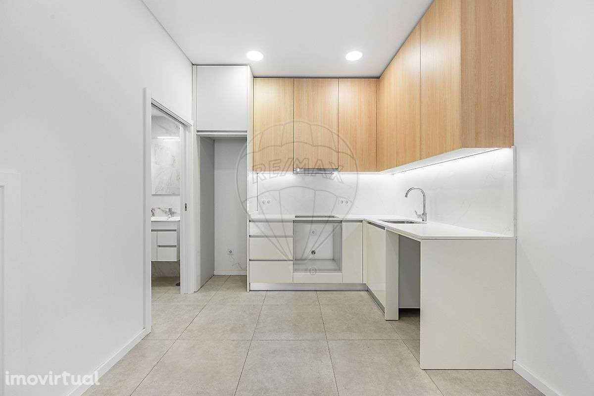 Moradia T2 para venda - Grande imagem: 2/18