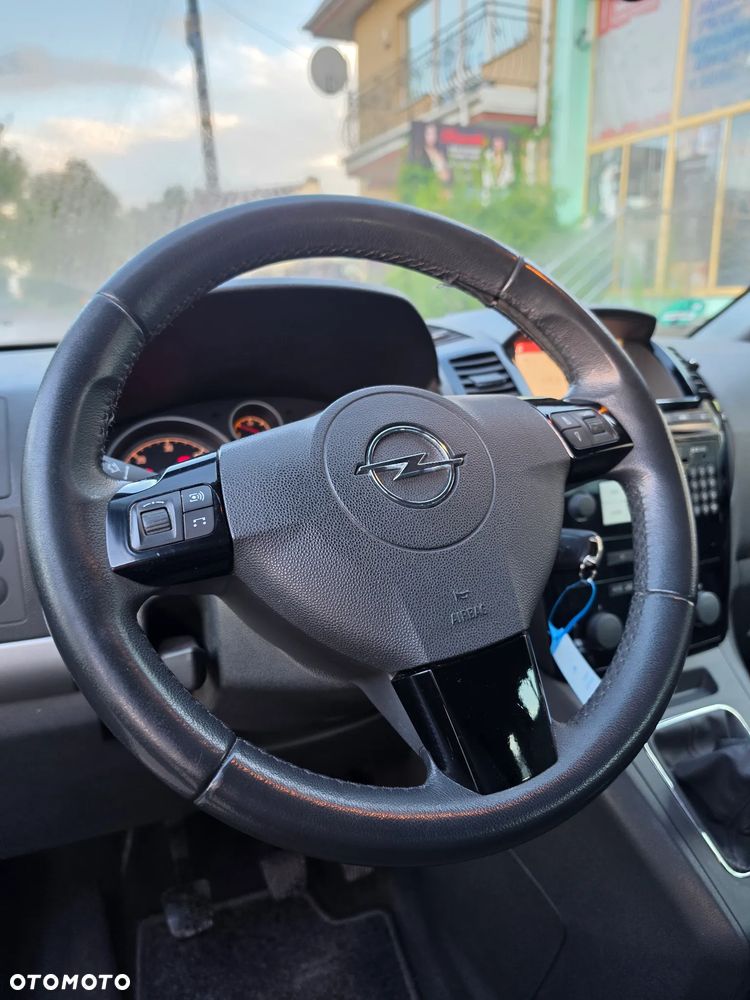 Opel Zafira 1.7 CDTI Cosmo - 18