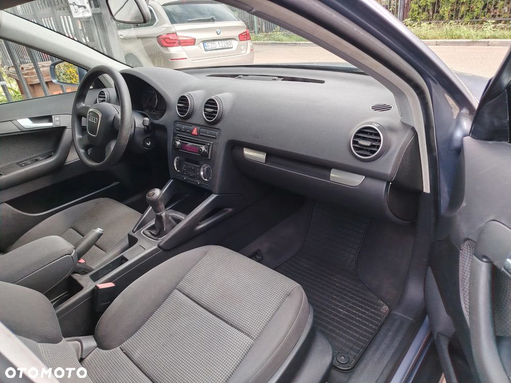 Audi A3 Sportback - 8