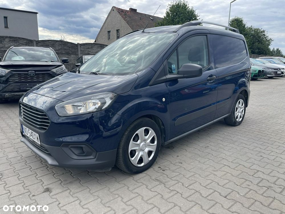 Ford Transit Courier - 2
