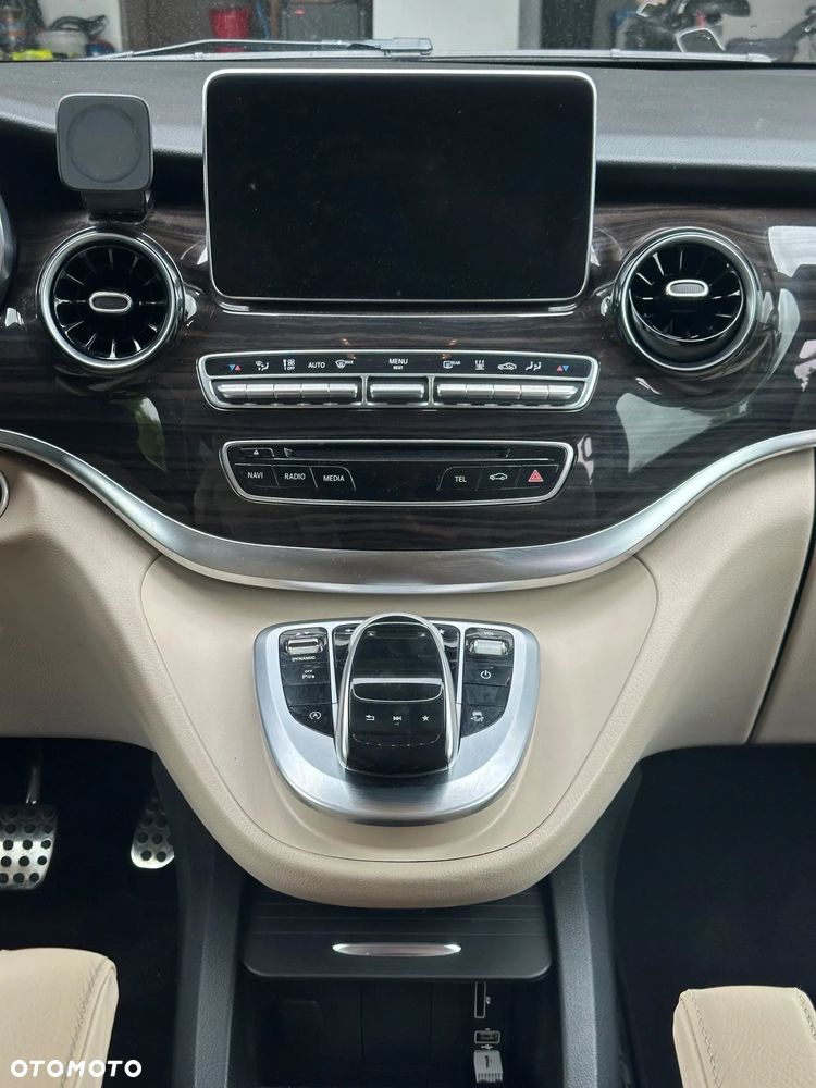 Mercedes-Benz Klasa V 300 d 9G-Tronic - 8