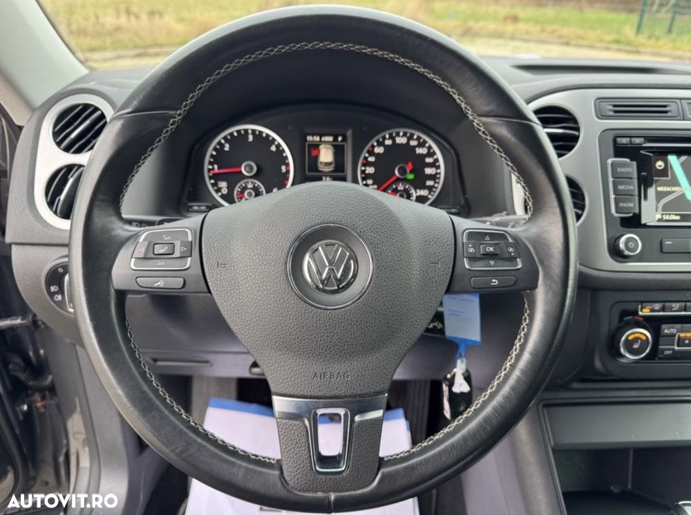 Volkswagen Tiguan 2.0 TDI DPF 4Motion BlueMotion Technology DSG Sport & Style - 26