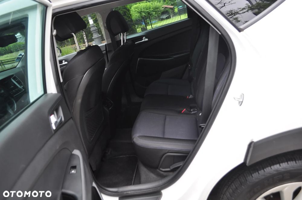 Hyundai Tucson blue 1.7 CRDi 2WD Style - 14