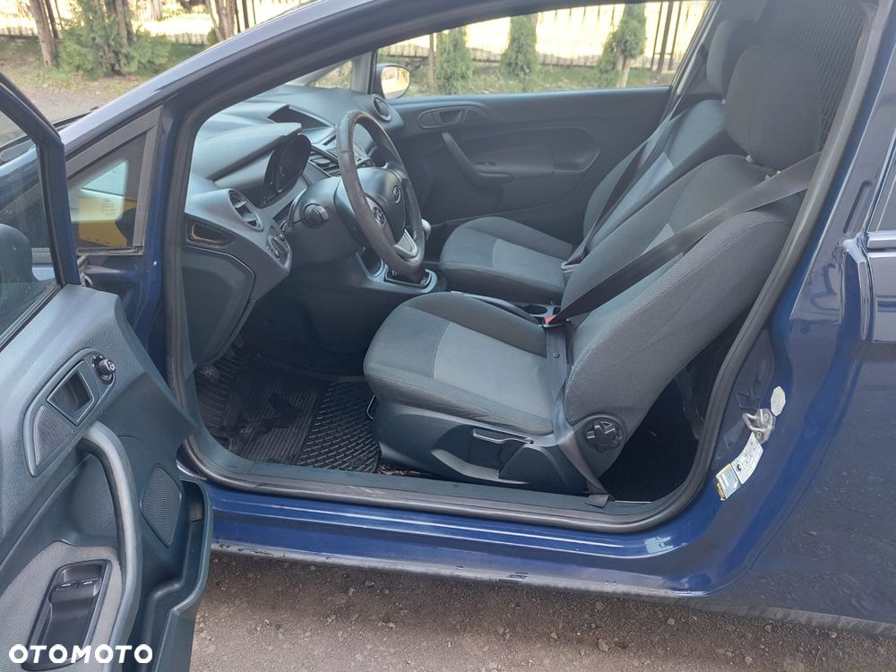 Ford Fiesta - 7