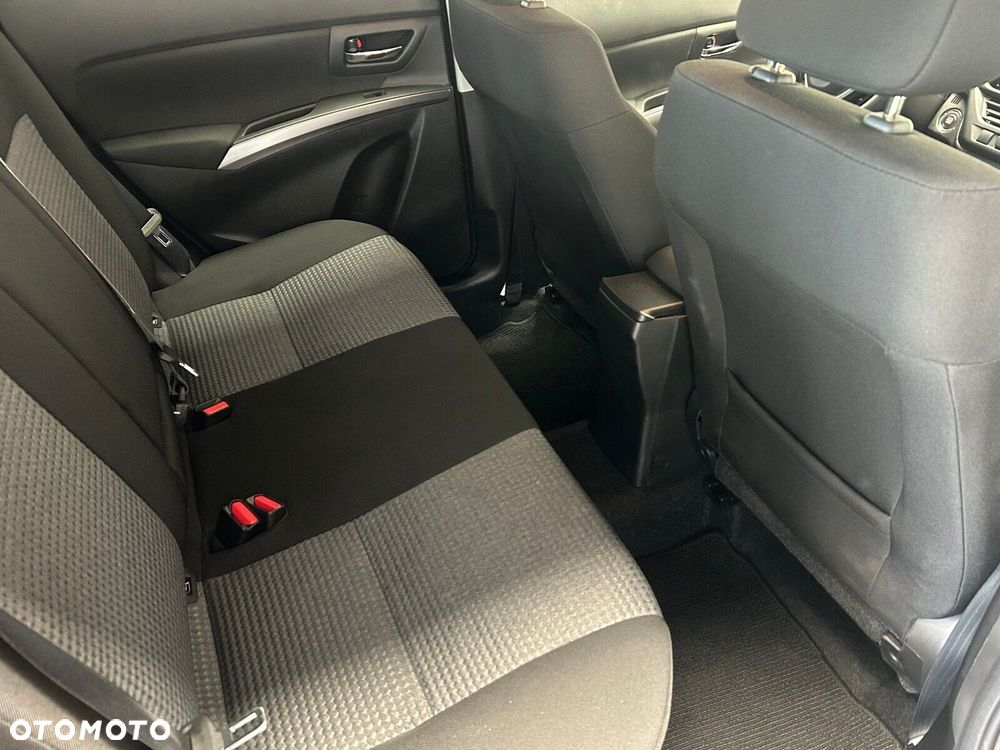 Suzuki S-Cross - 24