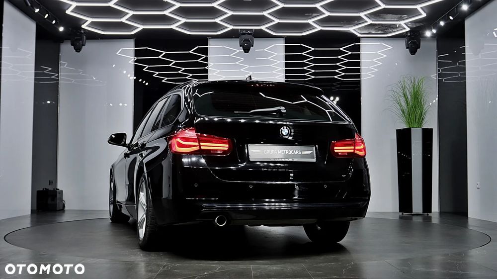BMW Seria 3 318i GPF Sport Line - 9