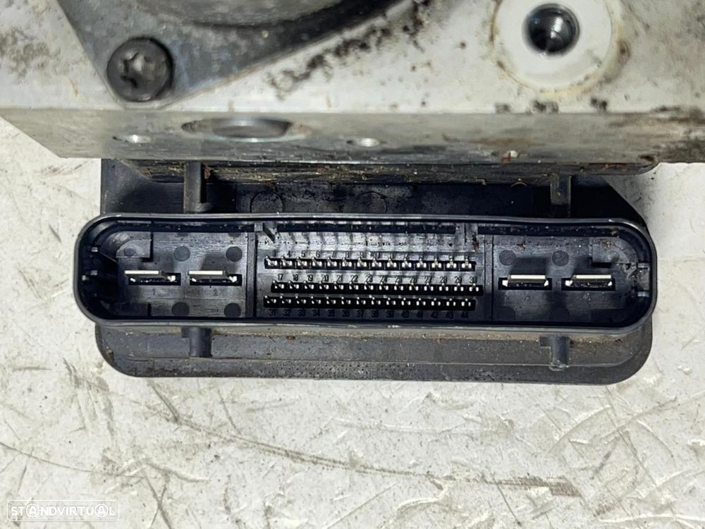 ABS HYUNDAI TUCSON (JM) REF. 589202E560 - 8