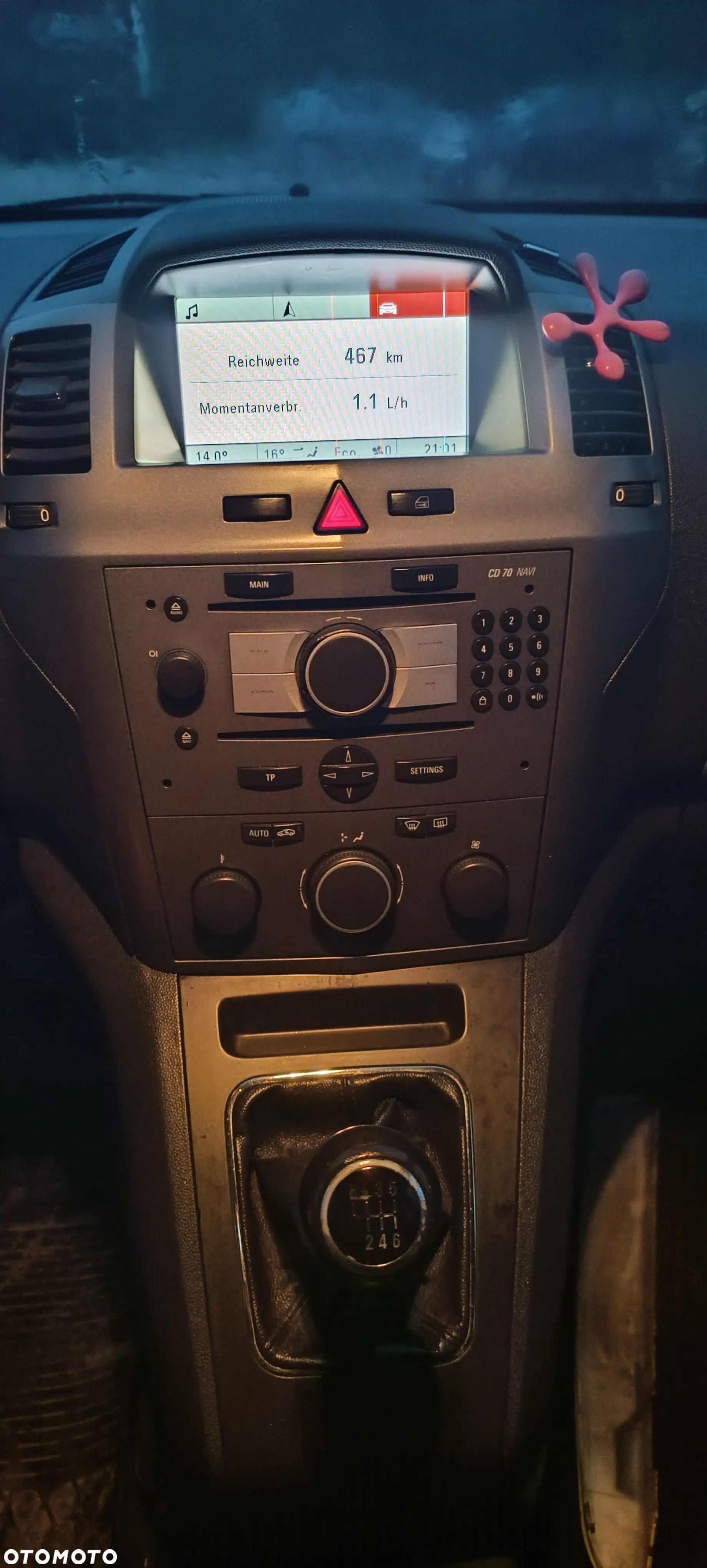Opel Zafira - 22
