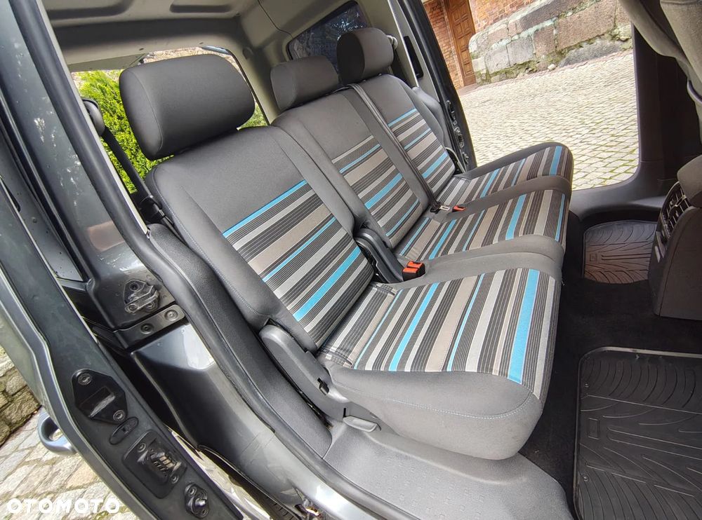 Volkswagen Caddy - 13