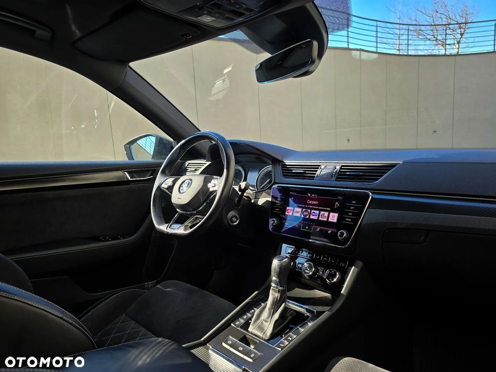 Skoda Superb 2.0 TDI SCR Sportline DSG - 30