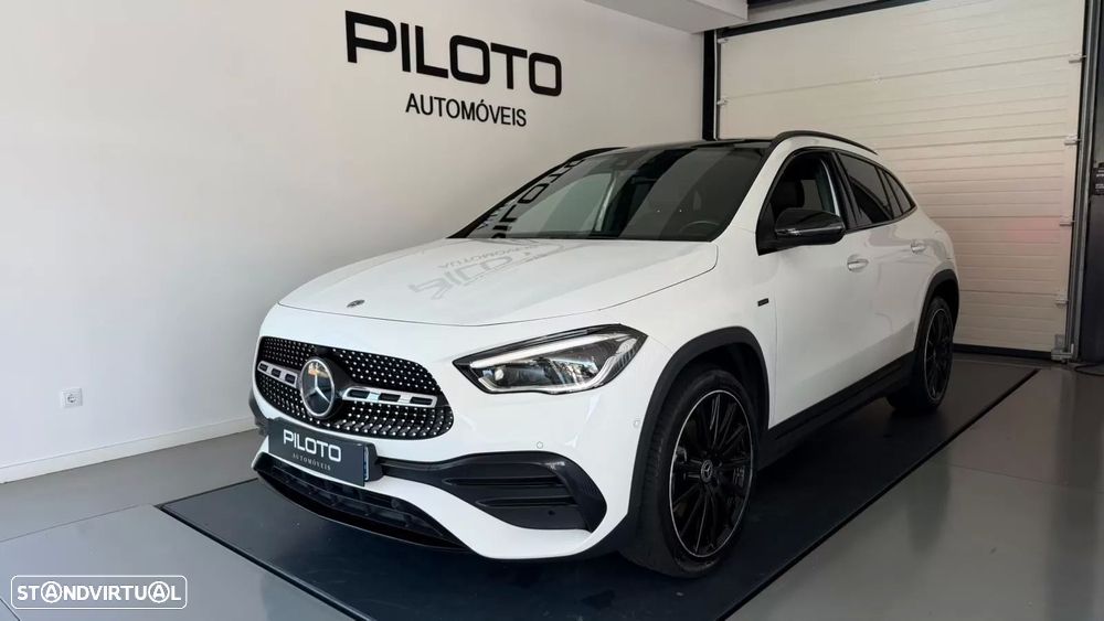 Mercedes-Benz GLA 250 e AMG Line - 2