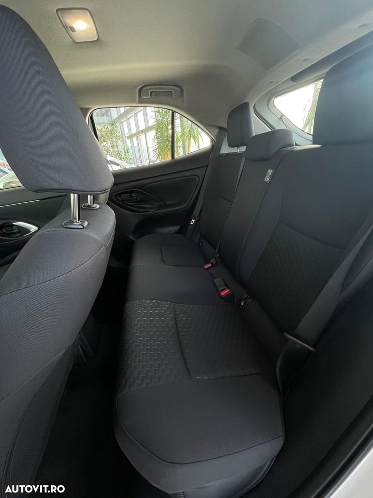 Toyota Yaris Cross 1.5 VVT-i HSD 4x2 Active - 15