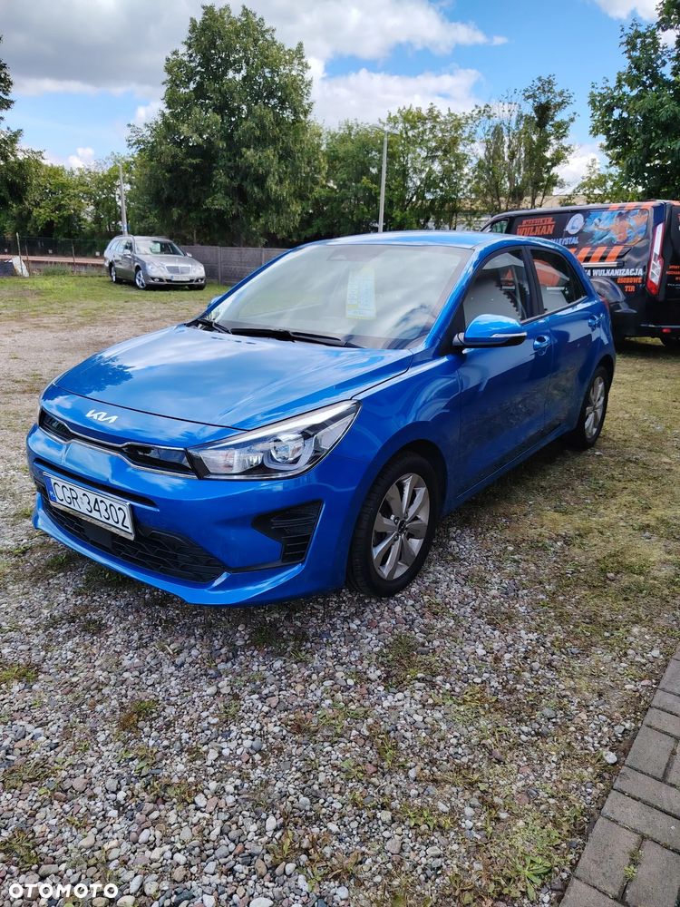 Kia Rio - 1