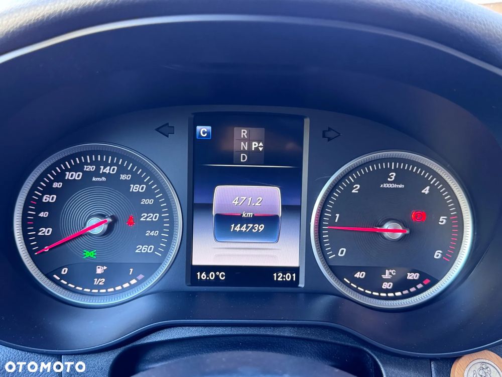 Mercedes-Benz GLC - 18