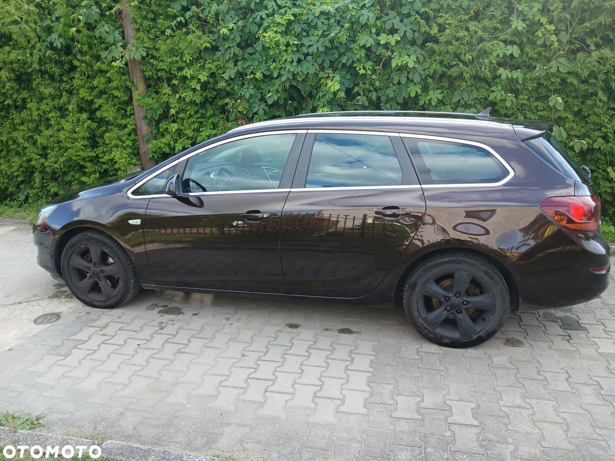 Opel Astra IV 2.0 CDTI Cosmo - 12