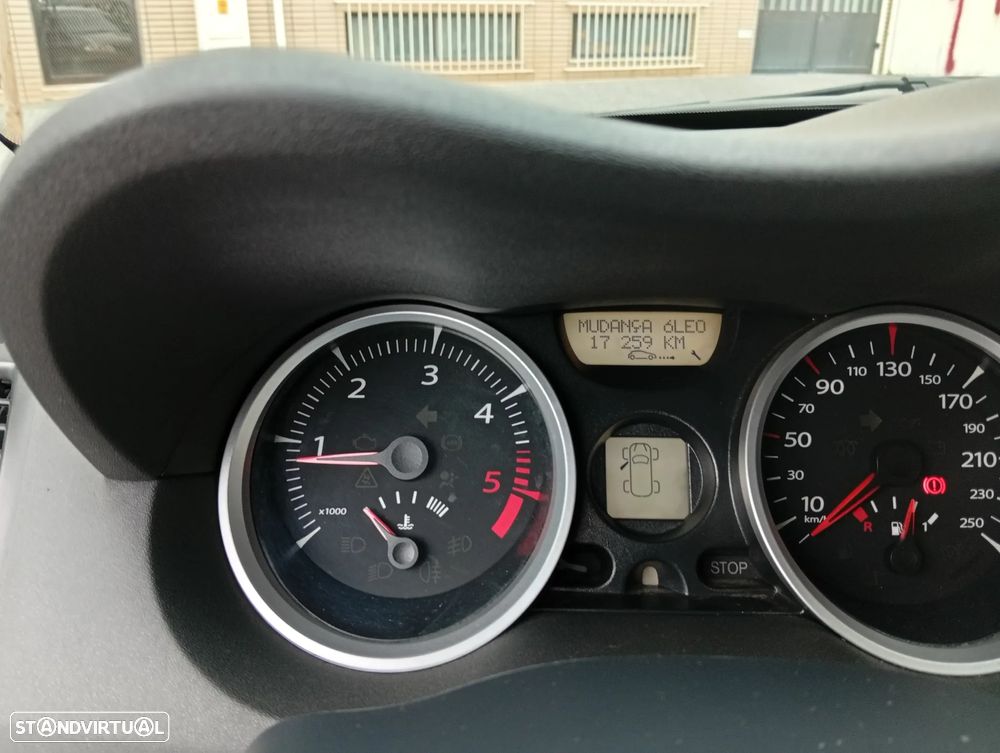 Renault Mégane 1.5 dCi Dynamique S - 5