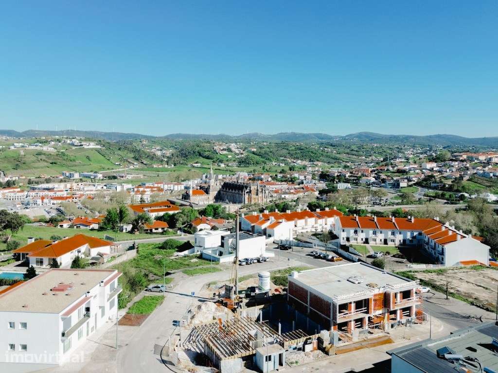 Terreno em Batalha para construção de prédios 4 ou 6 fogos - Grande imagem: 5/22