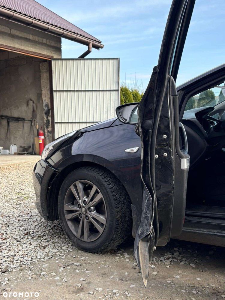 Kia Ceed 1.6 GDI M - 17