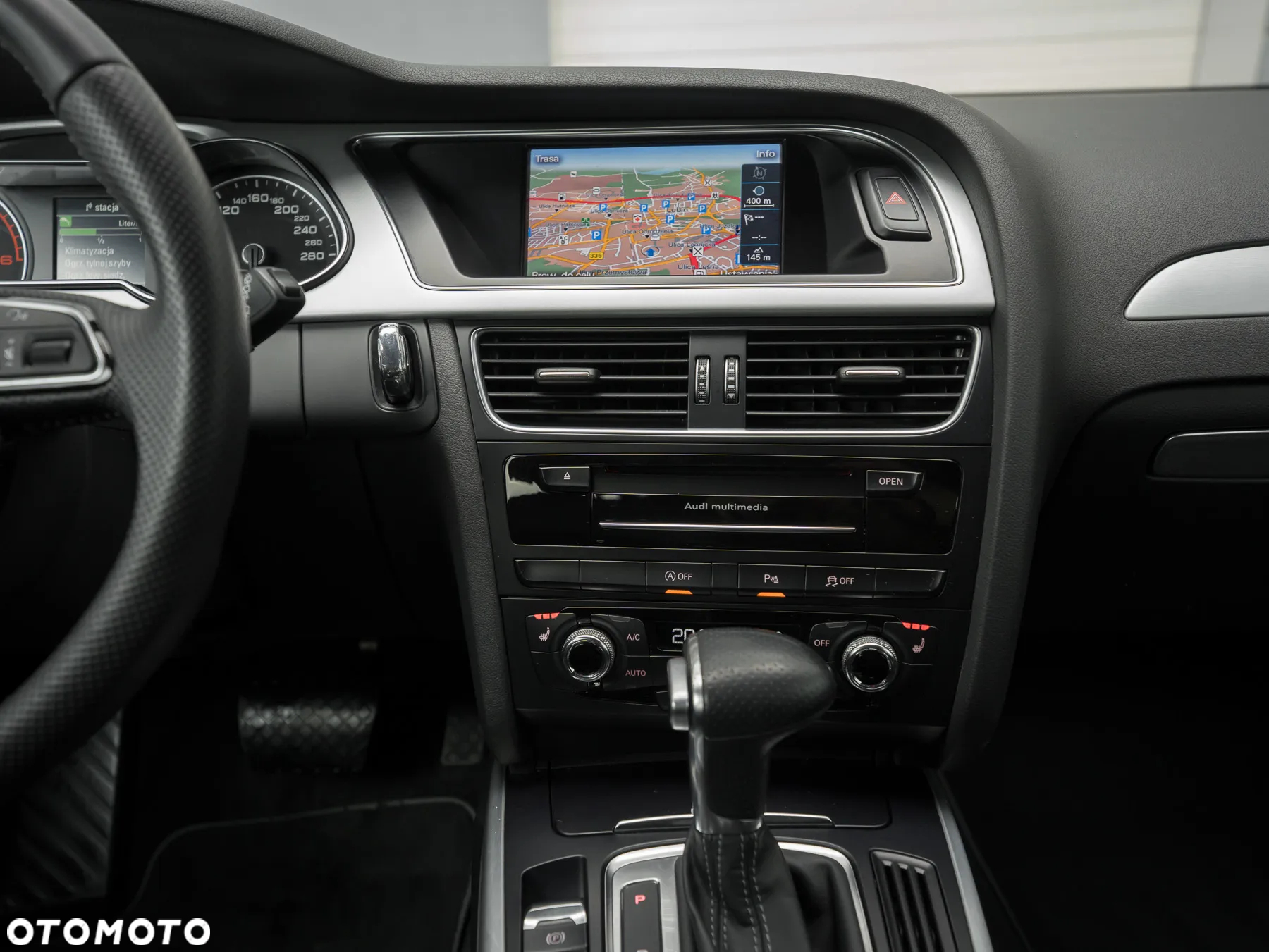 Audi A4 Avant 2.0 TDI DPF quattro S tronic S line Sportpaket - 24