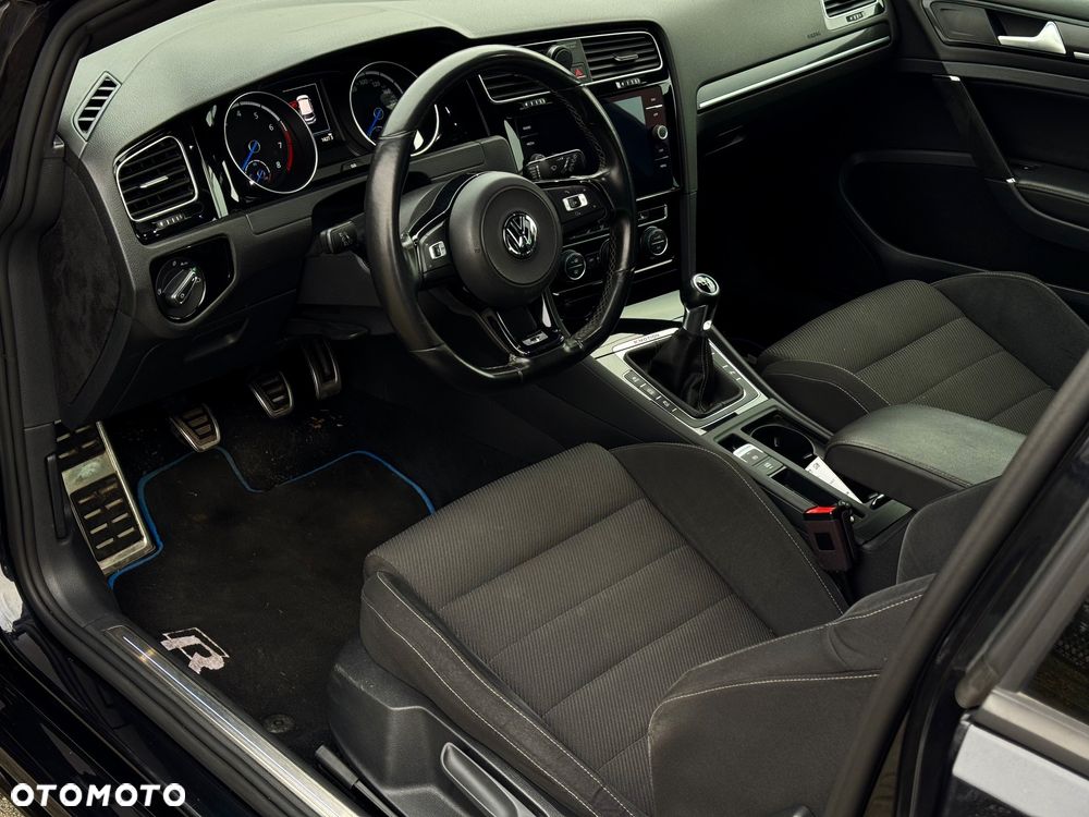 Volkswagen Golf R 4Motion (BlueMotion Technology) - 11