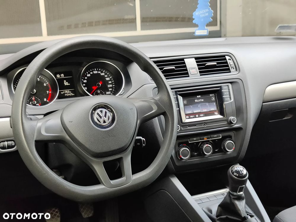 Volkswagen Jetta 1.4 TSI BMT Comfortline - 17