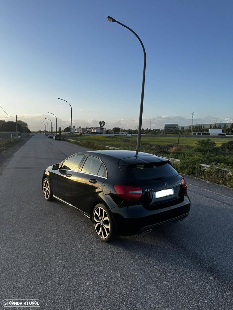 Mercedes-Benz A 180 d Urban - 11